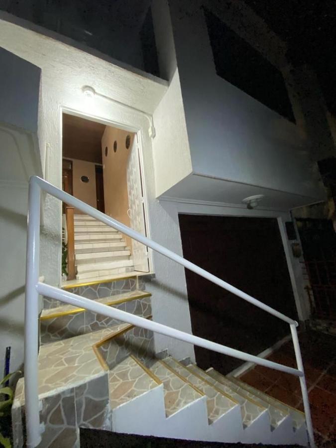Habitaciones Independientes Cerca Al Aeropuerto 3 Cartagena  Exterior foto